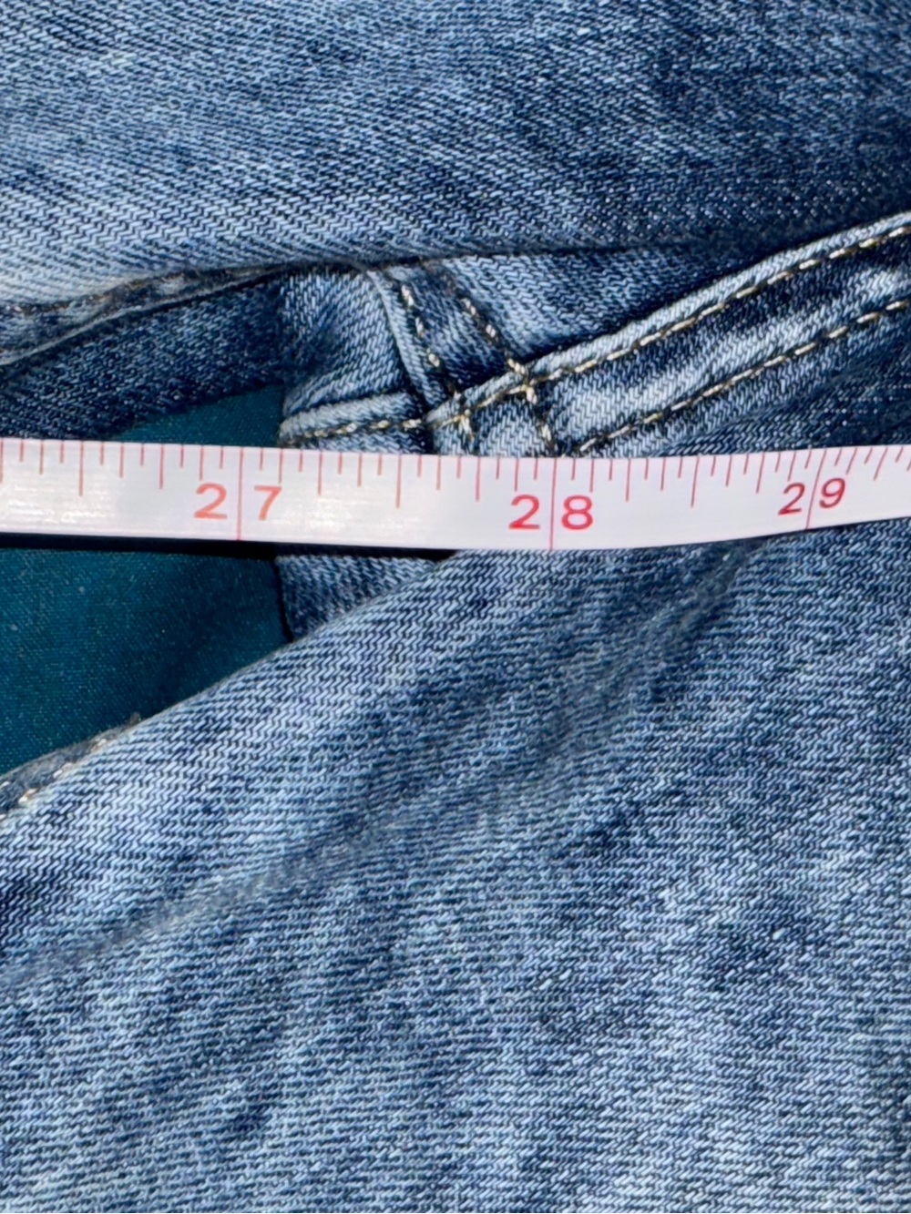 Dishe Sexy Boyfriend Luxe Embellished Jeans Size 38 MSRP $300 - Picture 8 of 9
